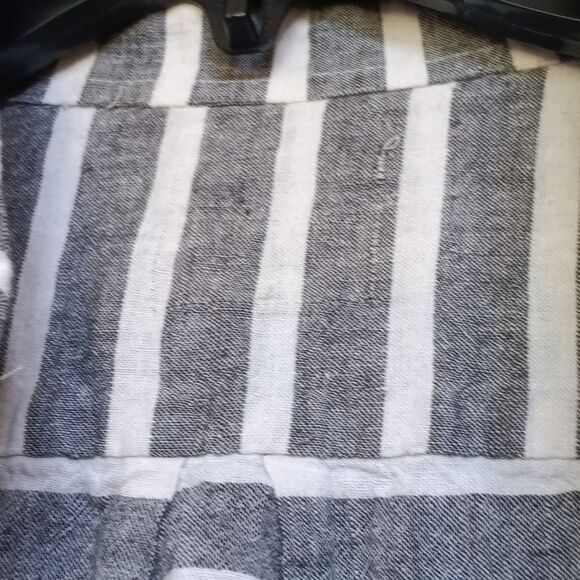 Gray and White Striped Button-Up Linen Cotton Shirt - Picture 2 of 4